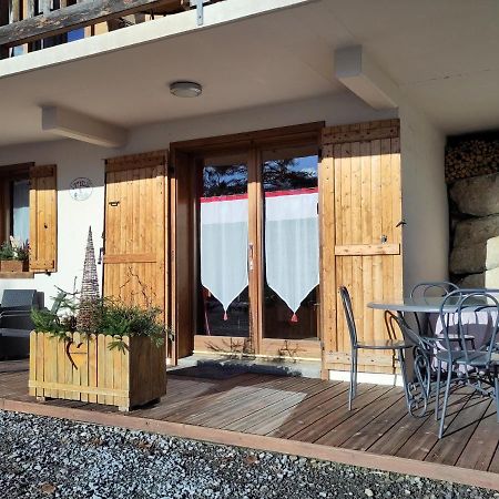 Logement Entre Lac Et Montagnes โธนส์ ภายนอก รูปภาพ